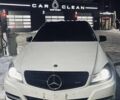 Белый Мерседес Ц-Класс, объемом двигателя 2.1 л и пробегом 240 тыс. км за 13300 $, фото 1 на Automoto.ua