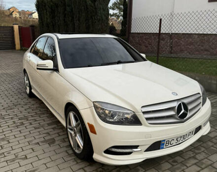 Білий Мерседес Ц-Клас, об'ємом двигуна 3 л та пробігом 230 тис. км за 13300 $, фото 1 на Automoto.ua