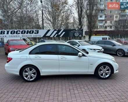 Белый Мерседес Ц-Класс, объемом двигателя 1.8 л и пробегом 190 тыс. км за 10500 $, фото 8 на Automoto.ua