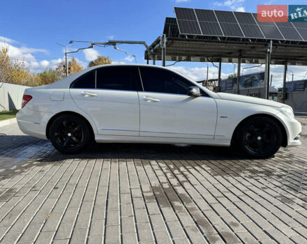 Белый Мерседес Ц-Класс, объемом двигателя 1.8 л и пробегом 265 тыс. км за 9999 $, фото 20 на Automoto.ua