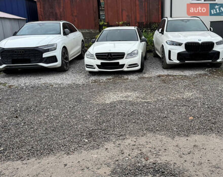 Белый Мерседес Ц-Класс, объемом двигателя 1.8 л и пробегом 265 тыс. км за 9999 $, фото 173 на Automoto.ua