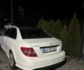 Белый Мерседес Ц-Класс, объемом двигателя 1.8 л и пробегом 152 тыс. км за 10500 $, фото 1 на Automoto.ua
