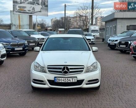 Белый Мерседес Ц-Класс, объемом двигателя 1.8 л и пробегом 190 тыс. км за 10500 $, фото 15 на Automoto.ua