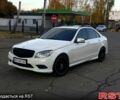 Білий Мерседес Ц-Клас, об'ємом двигуна 3 л та пробігом 236 тис. км за 10500 $, фото 3 на Automoto.ua