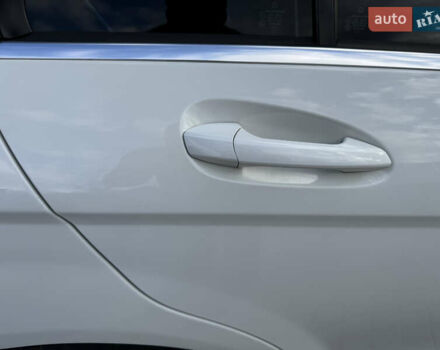 Белый Мерседес Ц-Класс, объемом двигателя 1.8 л и пробегом 265 тыс. км за 11555 $, фото 34 на Automoto.ua