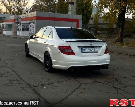 Білий Мерседес Ц-Клас, об'ємом двигуна 3 л та пробігом 236 тис. км за 10500 $, фото 7 на Automoto.ua