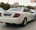 Белый Мерседес Ц-Класс, объемом двигателя 3 л и пробегом 255 тыс. км за 9900 $, фото 18 на Automoto.ua