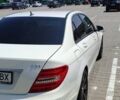 Белый Мерседес Ц-Класс, объемом двигателя 2.14 л и пробегом 325 тыс. км за 8800 $, фото 3 на Automoto.ua