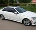 Білий Мерседес Ц-Клас, об'ємом двигуна 3 л та пробігом 178 тис. км за 10500 $, фото 4 на Automoto.ua