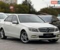 Белый Мерседес Ц-Класс, объемом двигателя 3 л и пробегом 255 тыс. км за 9900 $, фото 2 на Automoto.ua