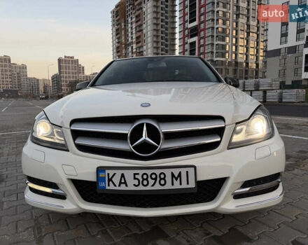 Білий Мерседес Ц-Клас, об'ємом двигуна 1.8 л та пробігом 190 тис. км за 10900 $, фото 1 на Automoto.ua