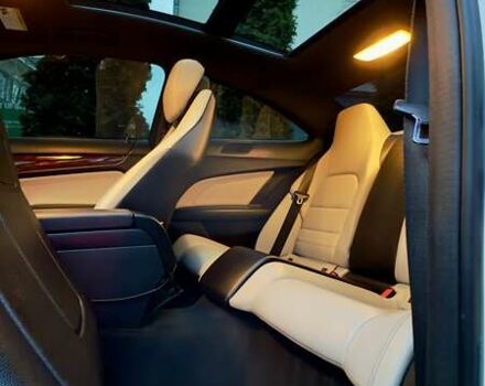 Белый Мерседес Ц-Класс, объемом двигателя 1.8 л и пробегом 189 тыс. км за 15400 $, фото 27 на Automoto.ua