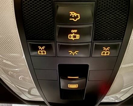 Белый Мерседес Ц-Класс, объемом двигателя 1.8 л и пробегом 189 тыс. км за 15400 $, фото 29 на Automoto.ua