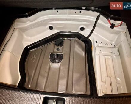 Белый Мерседес Ц-Класс, объемом двигателя 1.8 л и пробегом 189 тыс. км за 15400 $, фото 38 на Automoto.ua