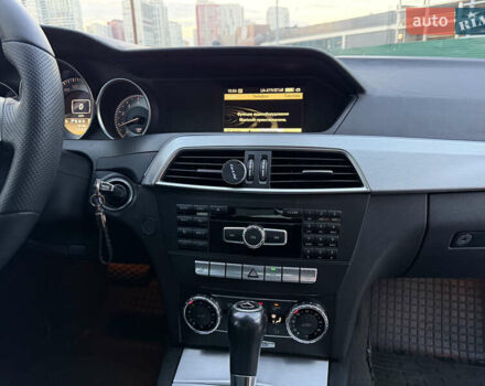 Білий Мерседес Ц-Клас, об'ємом двигуна 1.8 л та пробігом 190 тис. км за 10900 $, фото 13 на Automoto.ua