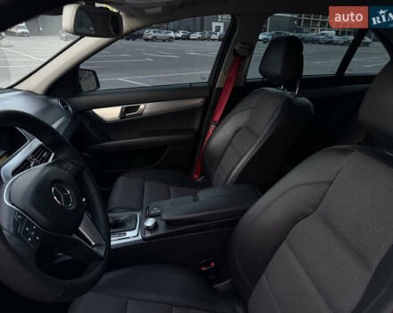 Білий Мерседес Ц-Клас, об'ємом двигуна 1.8 л та пробігом 190 тис. км за 10900 $, фото 15 на Automoto.ua