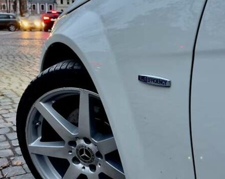 Белый Мерседес Ц-Класс, объемом двигателя 1.8 л и пробегом 189 тыс. км за 15400 $, фото 13 на Automoto.ua