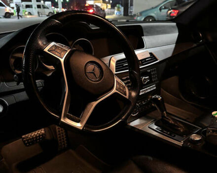 Белый Мерседес Ц-Класс, объемом двигателя 1.8 л и пробегом 165 тыс. км за 13800 $, фото 28 на Automoto.ua