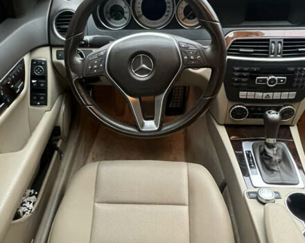 Белый Мерседес Ц-Класс, объемом двигателя 1.8 л и пробегом 220 тыс. км за 12300 $, фото 20 на Automoto.ua