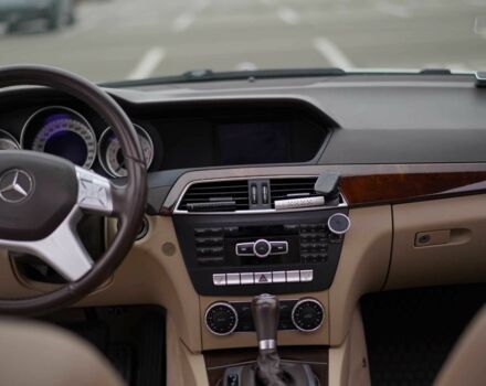 Білий Мерседес Ц-Клас, об'ємом двигуна 1.8 л та пробігом 163 тис. км за 11200 $, фото 20 на Automoto.ua