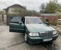 Белый Мерседес Ц-Класс, объемом двигателя 3 л и пробегом 470 тыс. км за 1800 $, фото 1 на Automoto.ua