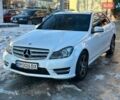 Белый Мерседес Ц-Класс, объемом двигателя 2.15 л и пробегом 95 тыс. км за 15500 $, фото 4 на Automoto.ua