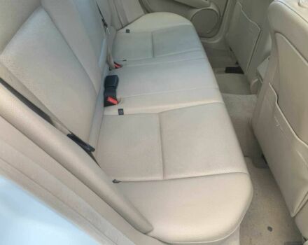 Мерседес Ц-Класс 2013 в Киеве на Automoto.ua Белый Мерседес Ц-Класс, объемом двигателя 3.5 л и пробегом 80 тыс. км за 3100 $, фото 8 на Automoto.ua