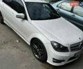 Белый Мерседес Ц-Класс, объемом двигателя 1.8 л и пробегом 160 тыс. км за 9000 $, фото 1 на Automoto.ua