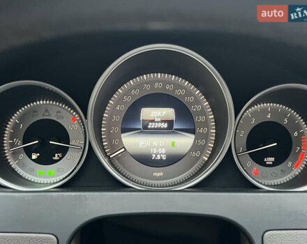 Белый Мерседес Ц-Класс, объемом двигателя 1.8 л и пробегом 220 тыс. км за 12300 $, фото 30 на Automoto.ua