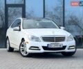 Белый Мерседес Ц-Класс, объемом двигателя 1.8 л и пробегом 200 тыс. км за 10000 $, фото 2 на Automoto.ua