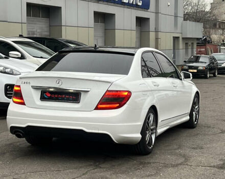 Белый Мерседес Ц-Класс, объемом двигателя 1.8 л и пробегом 220 тыс. км за 12300 $, фото 37 на Automoto.ua