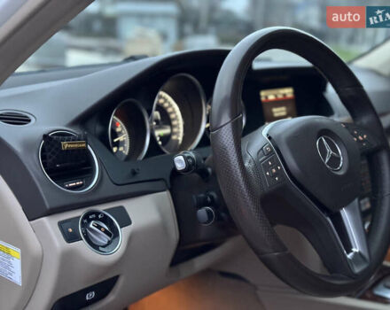 Білий Мерседес Ц-Клас, об'ємом двигуна 1.8 л та пробігом 115 тис. км за 11850 $, фото 11 на Automoto.ua