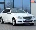 Белый Мерседес Ц-Класс, объемом двигателя 1.8 л и пробегом 200 тыс. км за 10000 $, фото 14 на Automoto.ua