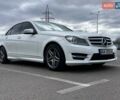 Белый Мерседес Ц-Класс, объемом двигателя 3 л и пробегом 234 тыс. км за 13000 $, фото 1 на Automoto.ua