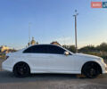 Белый Мерседес Ц-Класс, объемом двигателя 3.5 л и пробегом 185 тыс. км за 13000 $, фото 4 на Automoto.ua