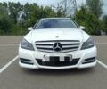 Белый Мерседес Ц-Класс, объемом двигателя 1.6 л и пробегом 255 тыс. км за 11000 $, фото 1 на Automoto.ua