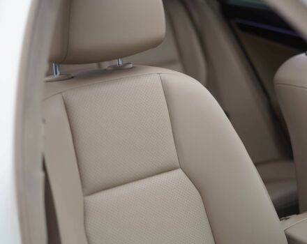 Білий Мерседес Ц-Клас, об'ємом двигуна 1.8 л та пробігом 163 тис. км за 11200 $, фото 15 на Automoto.ua