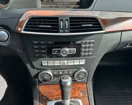 Білий Мерседес Ц-Клас, об'ємом двигуна 1.8 л та пробігом 166 тис. км за 13000 $, фото 17 на Automoto.ua