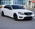Белый Мерседес Ц-Класс, объемом двигателя 1.8 л и пробегом 225 тыс. км за 11000 $, фото 1 на Automoto.ua