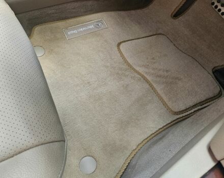 Белый Мерседес Ц-Класс, объемом двигателя 3.5 л и пробегом 190 тыс. км за 14500 $, фото 4 на Automoto.ua