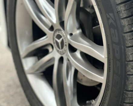 Белый Мерседес Ц-Класс, объемом двигателя 1.8 л и пробегом 220 тыс. км за 12300 $, фото 6 на Automoto.ua