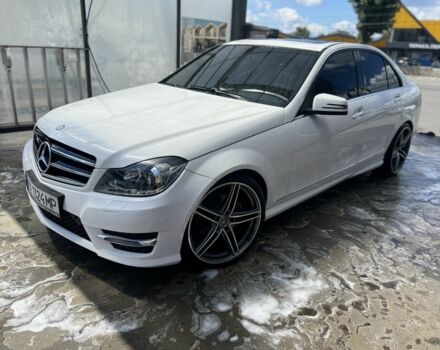 Белый Мерседес Ц-Класс, объемом двигателя 1.8 л и пробегом 138 тыс. км за 15000 $, фото 13 на Automoto.ua