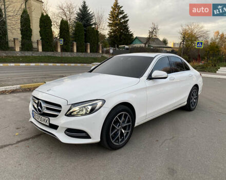 Мерседес Ц-Класс 2014 в Киеве на Automoto.ua Белый Мерседес Ц-Класс, объемом двигателя 2.2 л и пробегом 150 тыс. км за 19700 $, фото 5 на Automoto.ua