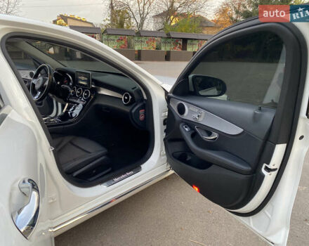 Мерседес Ц-Класс 2014 в Киеве на Automoto.ua Белый Мерседес Ц-Класс, объемом двигателя 2.2 л и пробегом 150 тыс. км за 19700 $, фото 46 на Automoto.ua