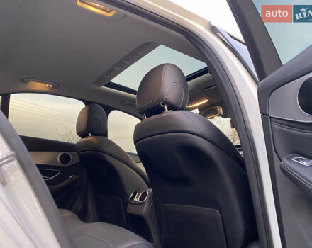 Белый Мерседес Ц-Класс, объемом двигателя 2.2 л и пробегом 150 тыс. км за 19500 $, фото 46 на Automoto.ua