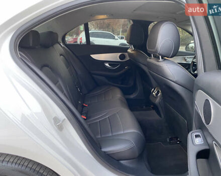 Мерседес Ц-Класс 2014 в Киеве на Automoto.ua Белый Мерседес Ц-Класс, объемом двигателя 2.2 л и пробегом 150 тыс. км за 19700 $, фото 36 на Automoto.ua