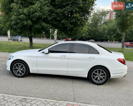 Білий Мерседес Ц-Клас, об'ємом двигуна 2.2 л та пробігом 150 тис. км за 19700 $, фото 4 на Automoto.ua