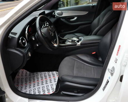 Белый Мерседес Ц-Класс, объемом двигателя 2.2 л и пробегом 326 тыс. км за 18900 $, фото 16 на Automoto.ua