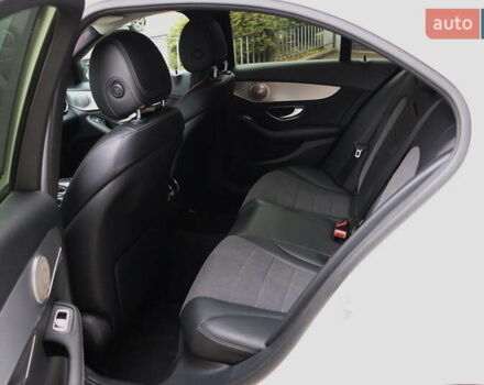 Белый Мерседес Ц-Класс, объемом двигателя 2.2 л и пробегом 326 тыс. км за 18900 $, фото 32 на Automoto.ua