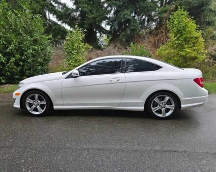 Белый Мерседес Ц-Класс, объемом двигателя 1.8 л и пробегом 81 тыс. км за 8000 $, фото 2 на Automoto.ua